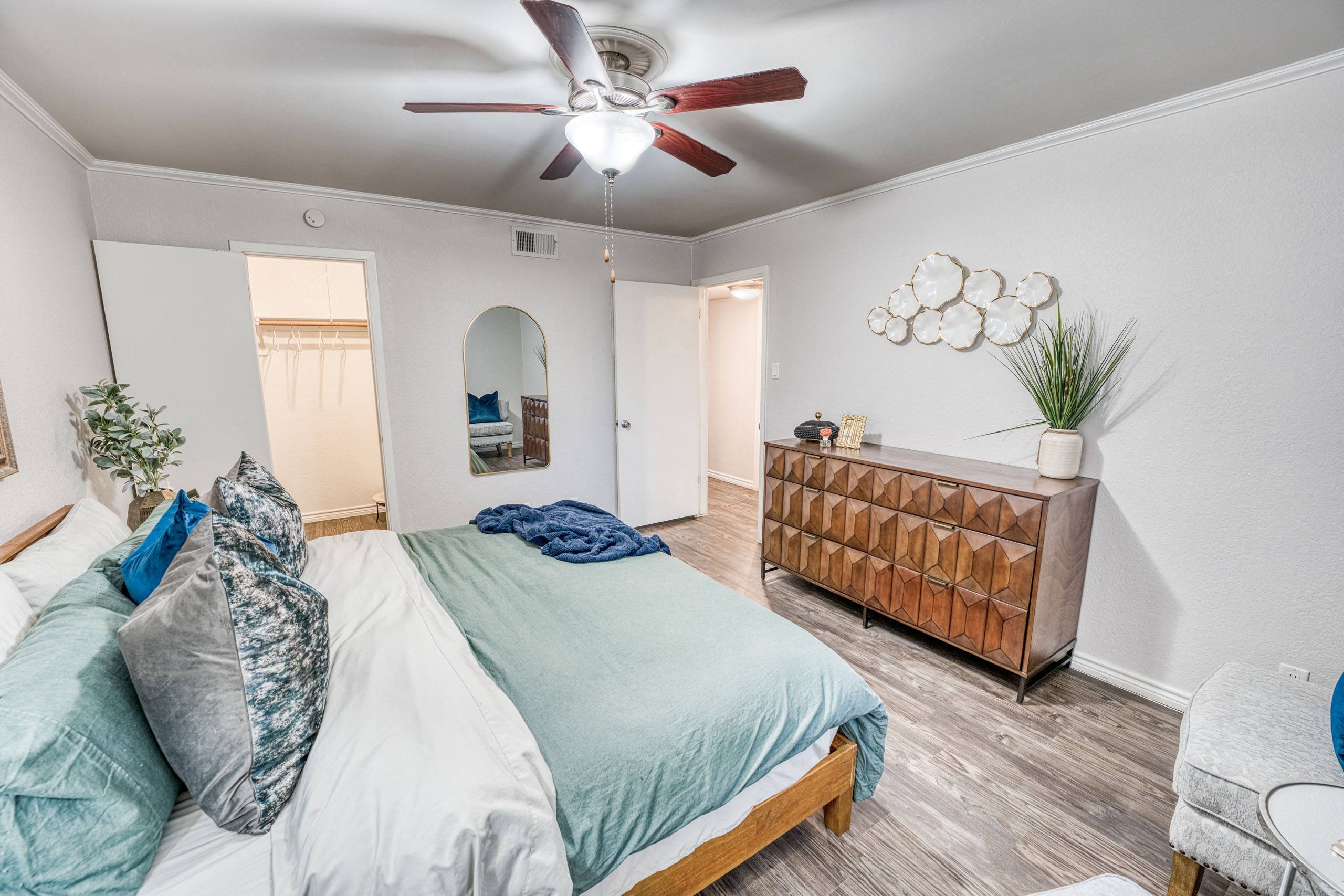 Juniper Springs Apartments Image 36